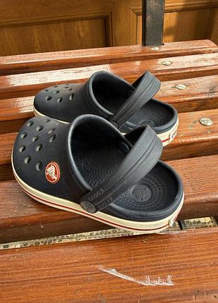 Шльопанці унісекс crocs темно-сині 7