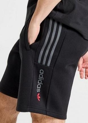 Теплі шорти adidas трикотажні бавовна розмір m, l