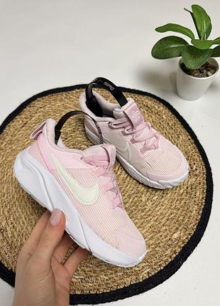 Кросівки nike для дівчинки