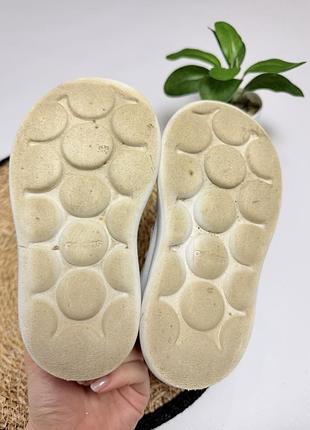 Кросівки adidas для дівчинки 6