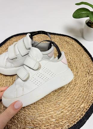 Кросівки adidas для дівчинки 4
