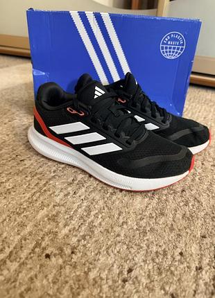 Кросівки adidas 35-36р