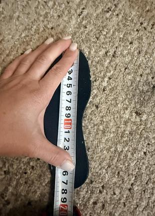 Кросівки adidas 35-36р 9