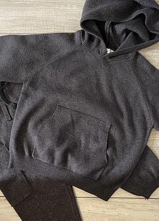 Стильний трикотажний костюм zara