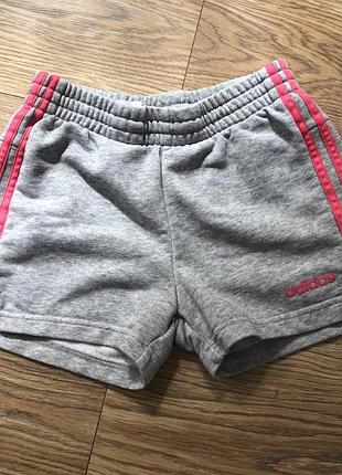 Шорти для дівчинки adidas сірі з рожевими смужками
