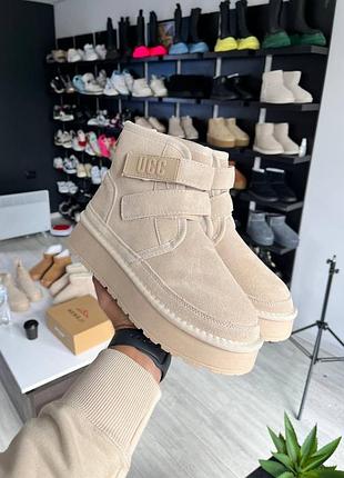 Уггі жіночі neumel platform beige 9