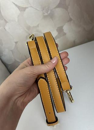 Ремінець на сумку гірчичного кольору