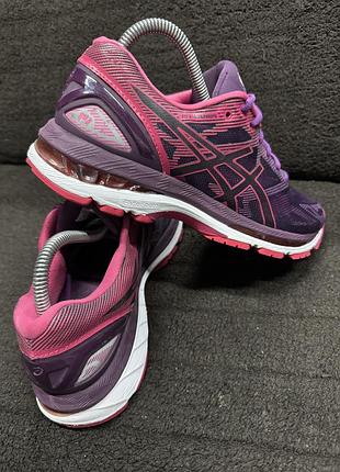 Кросівки жіночі asics