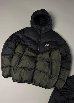 Чоловічий пуховик nike shtorm fit