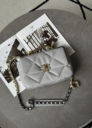 Сумка для жінок chanel 19 large сіра