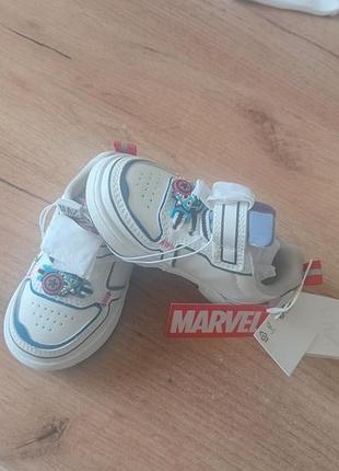 Кросівки для хлопчиків zara kids x marvel білі, 21 розмір
