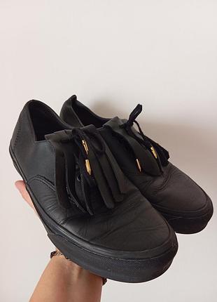 Женские черные кожаные кеды vans authentic fringe dx 40
