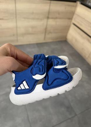 Літні босоніжки дитячі nike