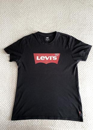Футболка чоловіча levi’s,чорна,розмір м