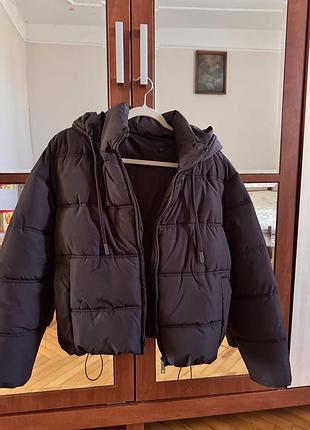 Куртка жіноча zara зимова чорна