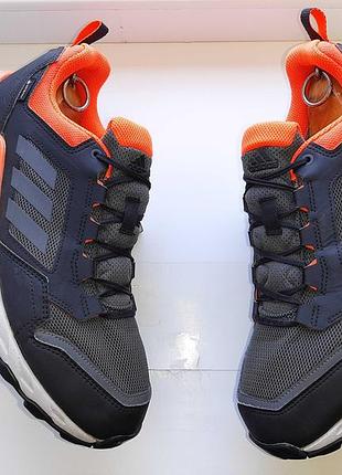 Кросівки adidas terrex (розмір 43-27.5)