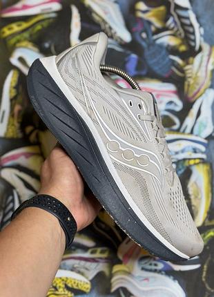 Чоловічі кросівки для бігу saucony ride 18 s21000-103