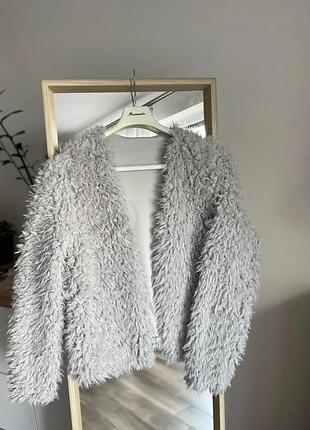 Куртка жіноча хутряна волохата сіра zara