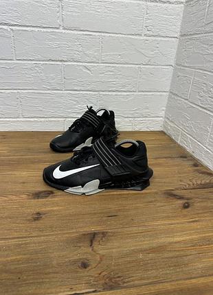 Штангетки кросівки nike savaleos оригінал 36