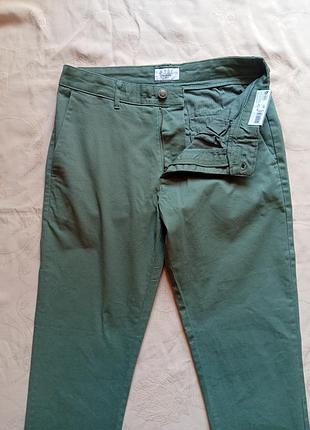 Штани чиноси денім easy slim fit розмір w30/l31 — йде на 44. 3