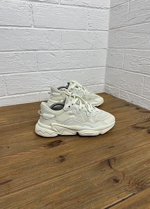 Жіночі кросівки adidas ozweego original 36.5