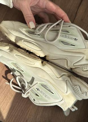 Кросівки унісекс adidas ozweego бежеві