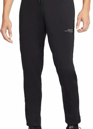 Спортивні штани nike dri-fit tapered training