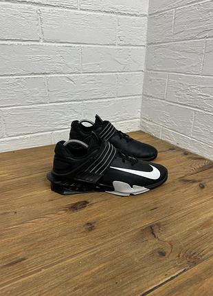 Штангетки кросівки nike savaleos оригінал 43