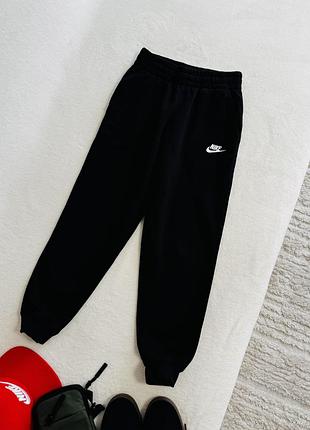 Спортивні штани nike