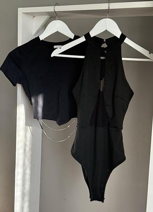 Жіночий топ bershka чорний розмір m та боді чорний розмір s

топ bershka ціна 250
боді ціна 200