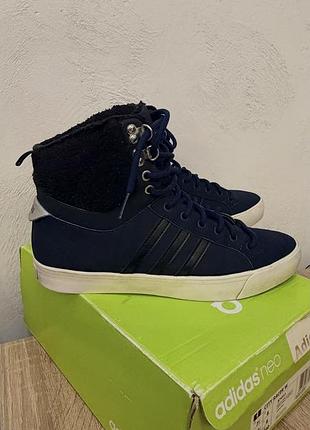 Кеди adidas на холодну осінь 2