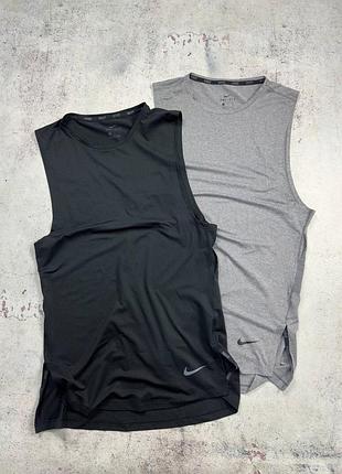 Две спортивные майки nike оригинал размер s