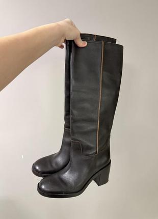 Стильні високі чоботи zara на стійкому підборі