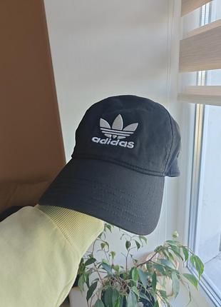 Adidas originals кепка чорна чоловіча жіноча