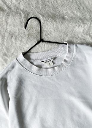 Белый базовый свитшот monki 3
