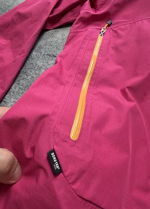 Жіноча куртка peak performance stark gore tex active jacket 8