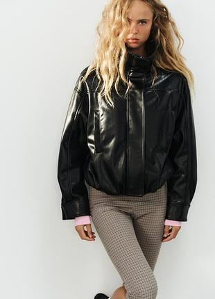 Куртка жіноча чорна дута zara new