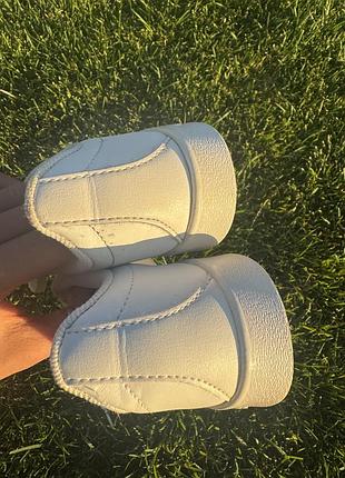 Кроссовки adidas 5