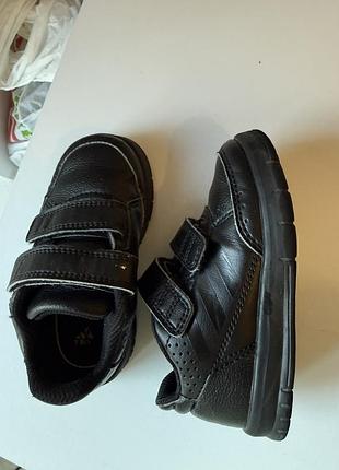Шкіряні дитячі кросівки adidas altasport cf (оригінал), розмір 23.5 (13.5-14 см)