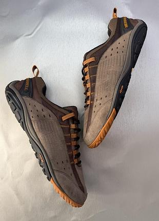 Кроссовки merrell intercept brown 4