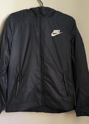 Куртка чоловіча nike чорна