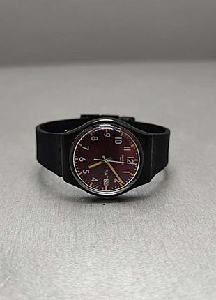 Наручные часы б/у swatch sir red gb753 2