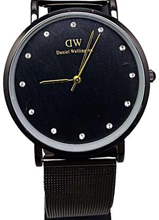 Наручные часы б/у daniel wellington a97