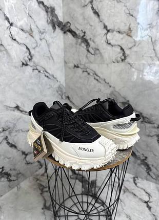 Moncler trailgrip gore-tex white black👟 3