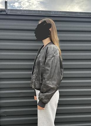 Бомбер h&m 2