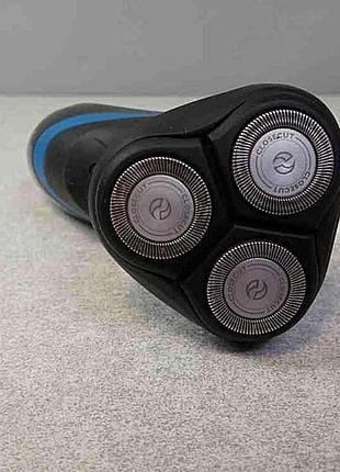 Электробритва б/у philips s1510 9