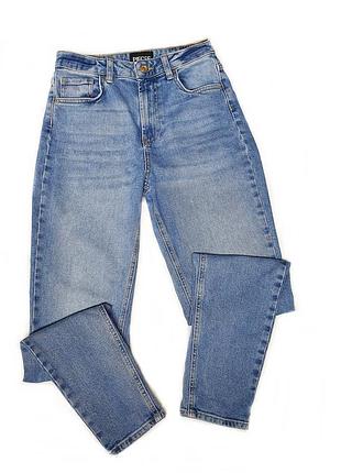 Блакитні джинси скіні