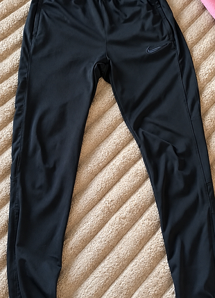Чоловічі спортивні штани nike dri-fit чорні