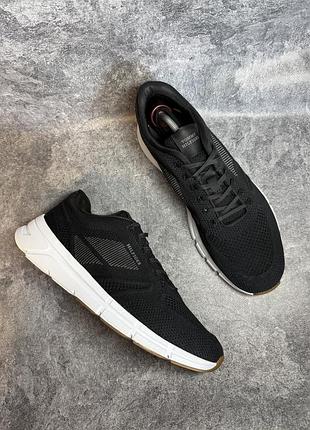 Легкі текстильні кросівки tommy hilfiger knit runner оригінал