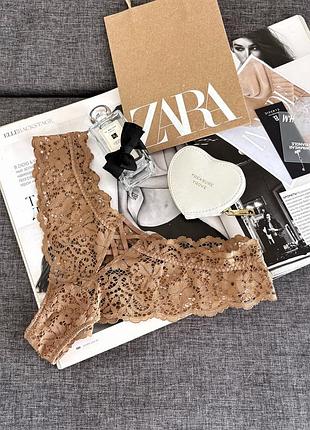 Чарівні мереживні трусики   intimissimi